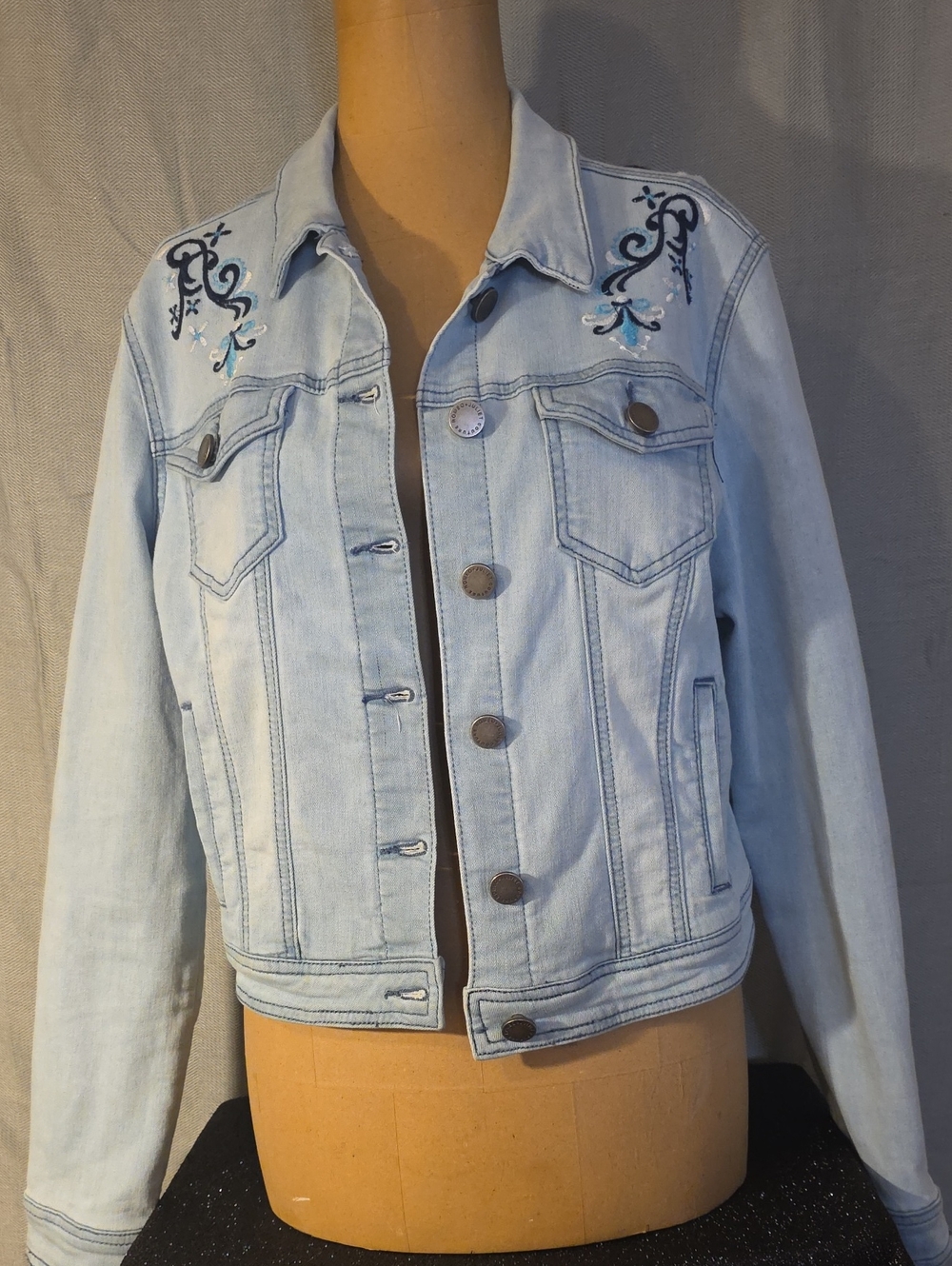 Romeo & Juliet Couture Light Blue Embroidered Denim Jacket